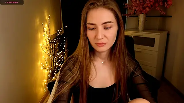 Adelyna Bird online show from 06-02-26, 08:27