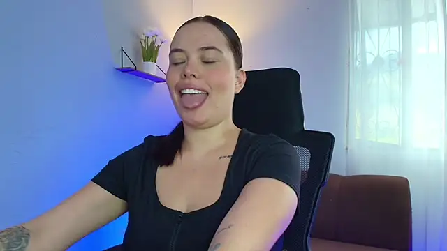 lisbet21x online show from 02-05-25, 07:10