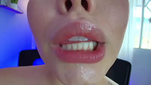 lisbet21x online show from 02-12-25, 08:18