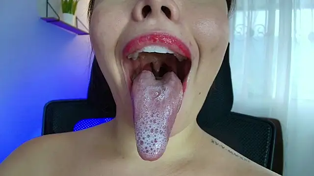 lisbet21x online show from 03-11-25, 10:09