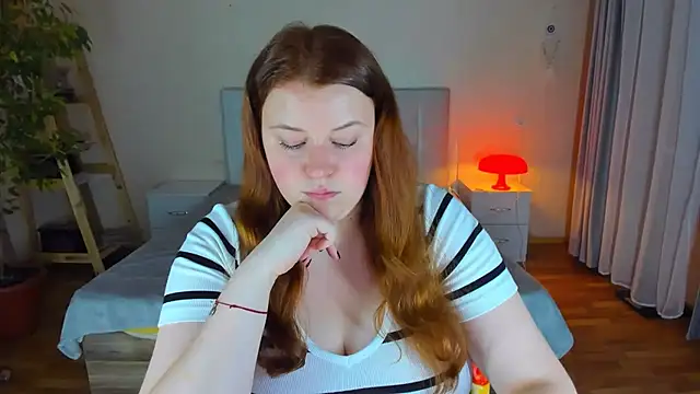 PolinaSalvatore online show from 09-10-25, 09:04