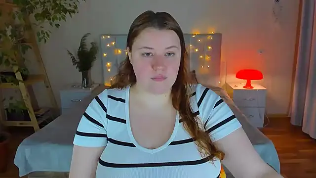 PolinaSalvatore online show from 10-29-25, 02:19