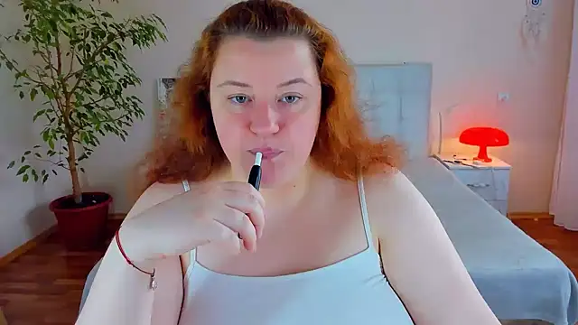Snapshot of PolinaSalvatore chatting on 05-28-26, 11:40 PolinaSalvatore online show from 05-28-26, 11:40