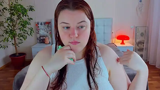 Snapshot of PolinaSalvatore chatting on 06-18-26, 02:43 PolinaSalvatore online show from 06-18-26, 02:43