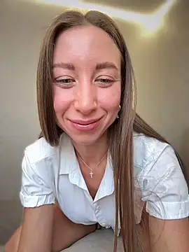 EvaCatt online show from 02-06-26, 02:49