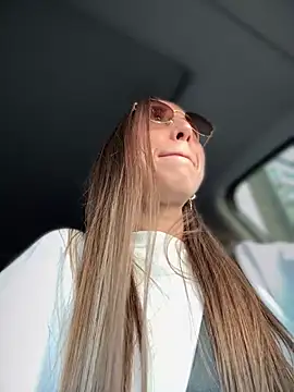 EvaCatt online show from 04-01-26, 02:45