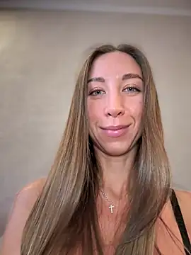 EvaCatt online show from 04-25-26, 02:14