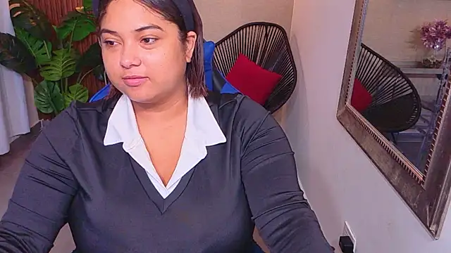 Snapshot of Kenya--Buhle chatting on 07-29-26, 11:19 Kenya--Buhle online show from 07-29-26, 11:19