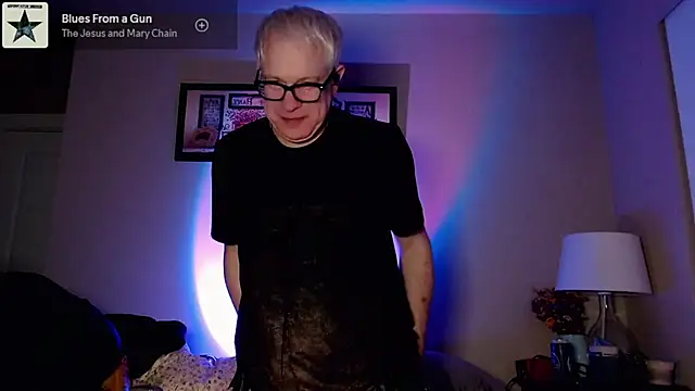 Snarfle82 online show from 12-02-25, 12:43