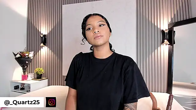 Snapshot of Zafiiraa chatting on 10-18-25, 12:28 Zafiiraa online show from 10-18-25, 12:28