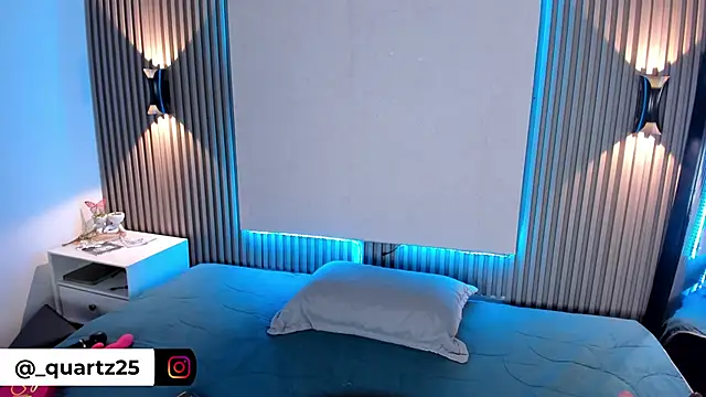 Zafiiraa online show from 04-24-26, 03:42