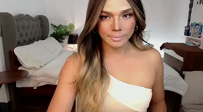 Snapshot of liaa_lurrecams chatting on 01-06-25, 11:07 liaa lurrecams online show from 01-06-25, 11:07