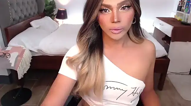 Snapshot of liaa_lurrecams chatting on 03-09-25, 04:55 liaa lurrecams online show from 03-09-25, 04:55