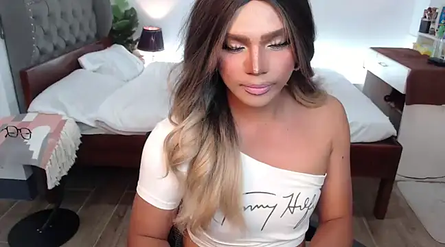 Snapshot of liaa_lurrecams chatting on 03-09-25, 07:59 liaa lurrecams online show from 03-09-25, 07:59