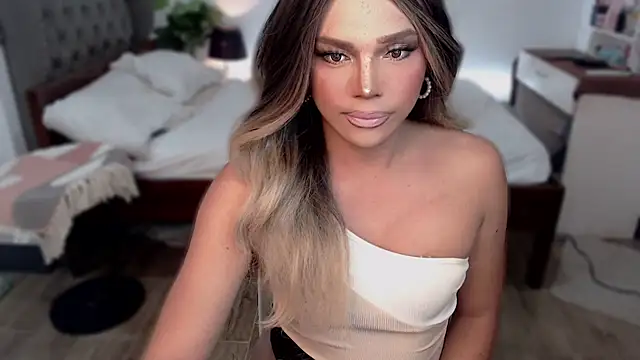 Snapshot of liaa_lurrecams chatting on 10-24-25, 11:17 liaa lurrecams online show from 10-24-25, 11:17