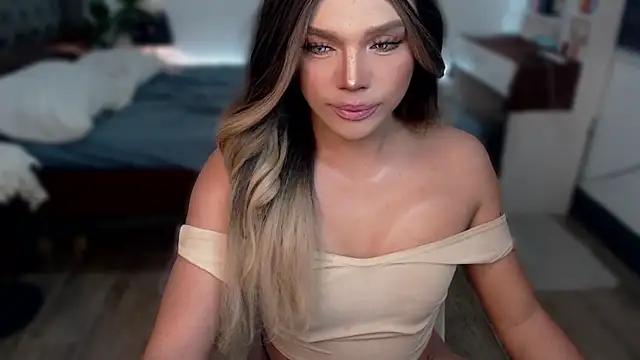 Snapshot of liaa_lurrecams chatting on 11-19-25, 10:15 liaa lurrecams online show from 11-19-25, 10:15