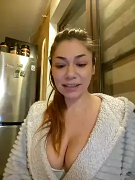 Snapshot of Ella_sweety chatting on 12-11-24, 08:18 Ella sweety online show from 12-11-24, 08:18