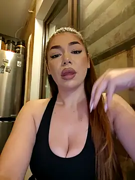 Snapshot of Ella_sweety chatting on 01-31-25, 10:31 Ella sweety online show from 01-31-25, 10:31