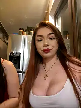 Snapshot of Ella_sweety chatting on 03-19-25, 09:05 Ella sweety online show from 03-19-25, 09:05