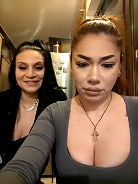 Snapshot of Ella_sweety chatting on 03-20-25, 09:13 Ella sweety online show from 03-20-25, 09:13