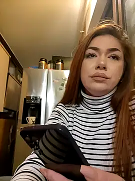 Snapshot of Ella_sweety chatting on 03-22-25, 10:15 Ella sweety online show from 03-22-25, 10:15