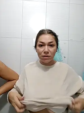 Snapshot of Ella_sweety chatting on 10-01-25, 05:57 Ella sweety online show from 10-01-25, 05:57