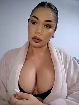 Snapshot of Ella_sweety chatting on 10-10-25, 07:57 Ella sweety online show from 10-10-25, 07:57