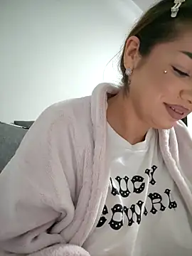 Snapshot of Ella_sweety chatting on 11-08-25, 09:13 Ella sweety online show from 11-08-25, 09:13