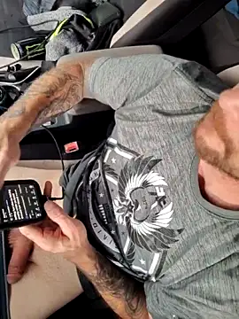 Snapshot of J-Dubb chatting on 11-17-25, 08:36 J-Dubb online show from 11-17-25, 08:36