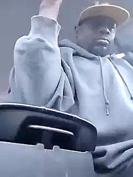 Daddy hook online show from 12-20-24, 03:10