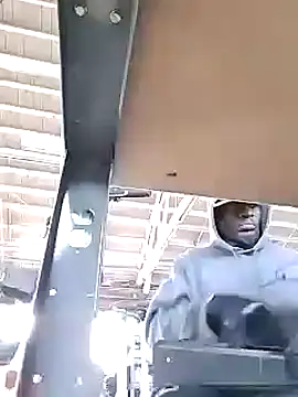 Daddy hook online show from 12-20-24, 06:13