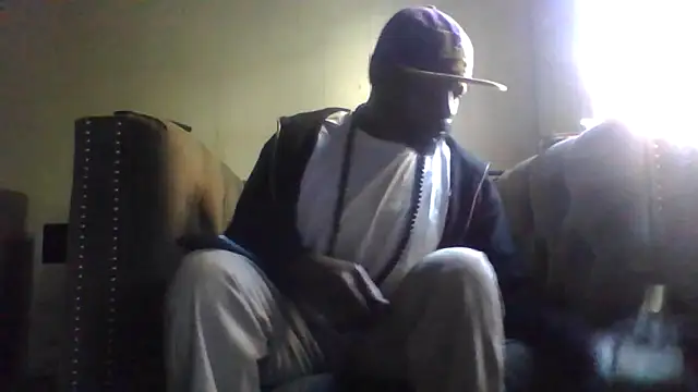 Snapshot of Daddy_hook chatting on 12-18-25, 11:33 Daddy hook online show from 12-18-25, 11:33