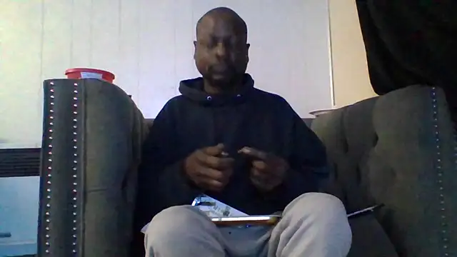 Snapshot of Daddy_hook chatting on 03-07-26, 01:08 Daddy hook online show from 03-07-26, 01:08