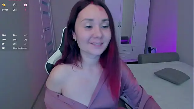 Snapshot of Devil_Mixi chatting on 12-15-25, 11:25 Devil Mixi online show from 12-15-25, 11:25