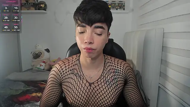 santy7v7 online show from 03-08-26, 01:37