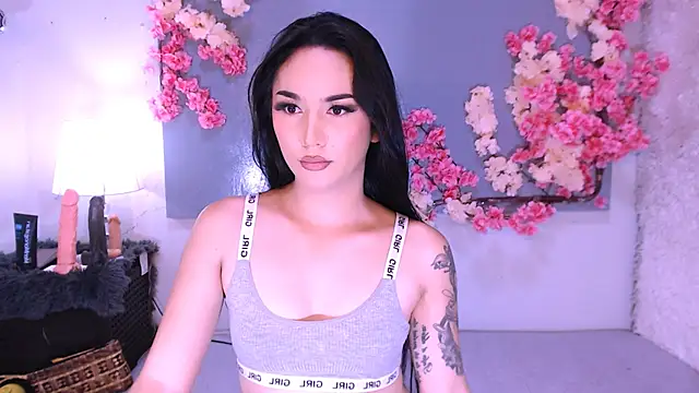 Oriental Tiara online show from 09-30-25, 01:27