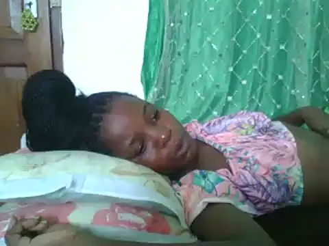 sweetchic  online show from 09-20-25, 12:28