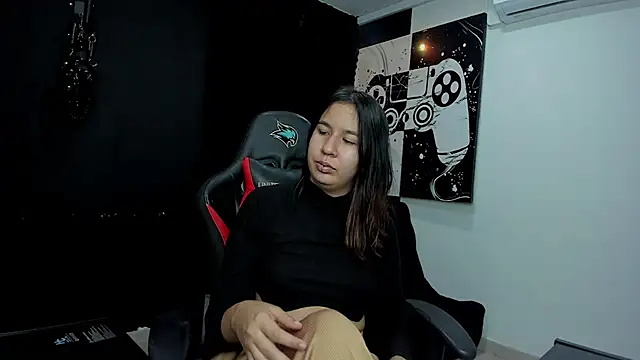 Snapshot of Lia_sarahi chatting on 02-06-25, 11:10 Lia sarahi online show from 02-06-25, 11:10