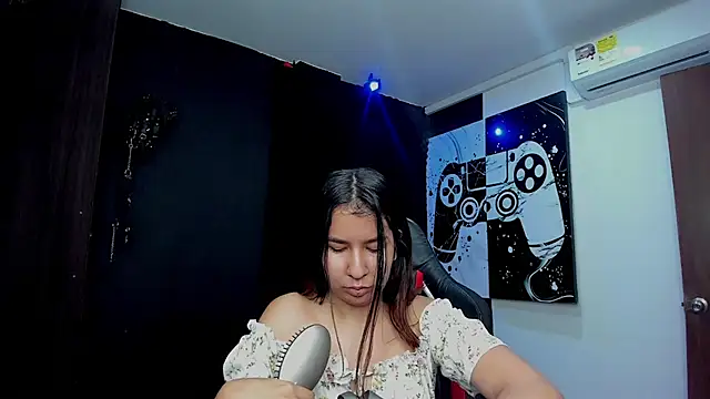 Snapshot of Lia_sarahi chatting on 02-08-25, 11:22 Lia sarahi online show from 02-08-25, 11:22