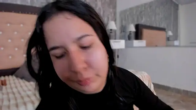 Snapshot of Lia_sarahi chatting on 10-26-25, 12:22 Lia sarahi online show from 10-26-25, 12:22