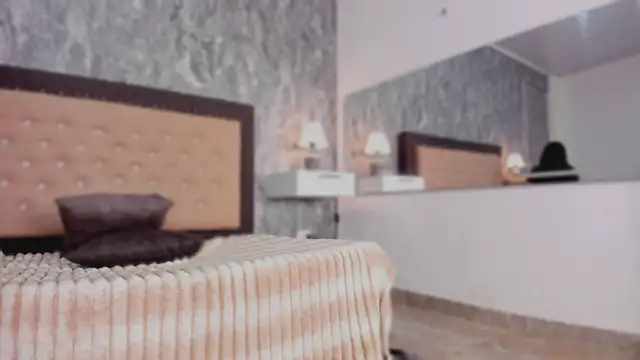 Snapshot of Lia_sarahi chatting on 11-12-25, 11:43 Lia sarahi online show from 11-12-25, 11:43