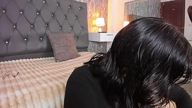 Lia sarahi online show from 03-04-26, 12:00