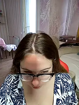 DienkaGreen online show from 12-07-24, 04:09