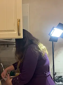 DienkaGreen online show from 02-22-26, 01:53