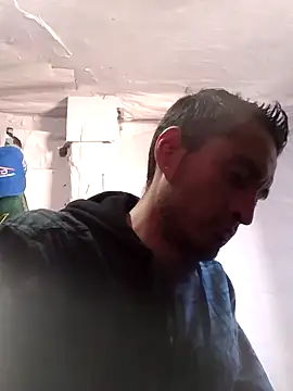 Wero4200 online show from 10-05-25, 04:16