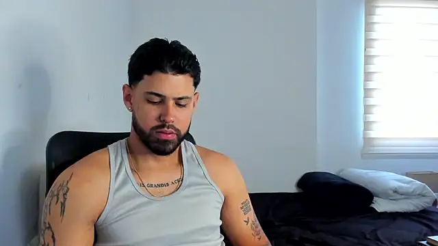 Justyn Torres online show from 10-15-25, 12:16