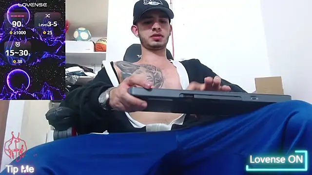 Snapshot of freestyle_blake1 chatting on 02-07-26, 02:59 freestyle blake1 online show from 02-07-26, 02:59