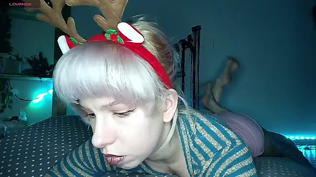 Snapshot of cruellagoth666 chatting on 12-24-24, 05:23 cruellagoth666 online show from 12-24-24, 05:23