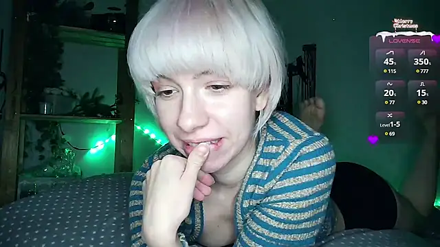 Snapshot of cruellagoth666 chatting on 12-30-24, 01:26 cruellagoth666 online show from 12-30-24, 01:26