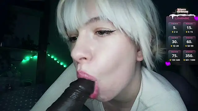 Snapshot of cruellagoth666 chatting on 01-20-25, 03:18 cruellagoth666 online show from 01-20-25, 03:18